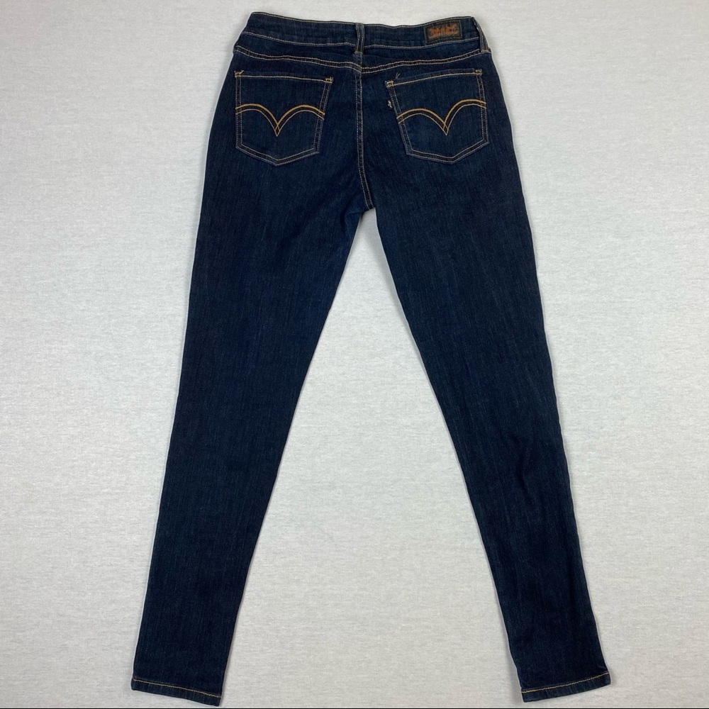 EUC Levi’s Legging Dark Wash Stretch Skinny Jeans - Picture 3 of 12